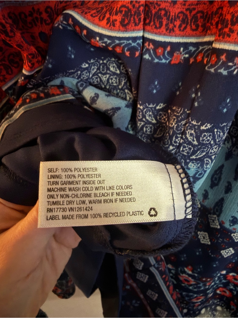 Pattern Flowy Dress - Picture 4 of 8